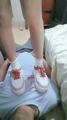 图片[8]_【奶味小仙女】洛丽塔白袜猛踩狗脸_绳艺资料库视频资源下载