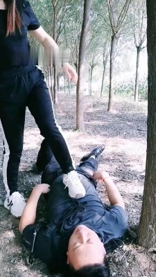 图片[7]_【郡主大人】户外-强行捆绑袜子塞嘴鞭打【双视角版】_绳艺资料库