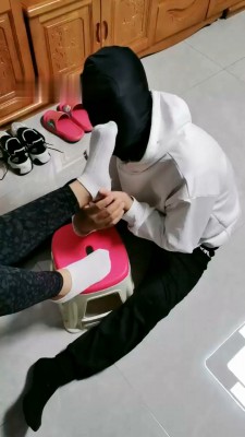 图片[6]_【大美】下跪伺候主人-白袜臭鞋【完整版】_绳艺套路直播视频资源网