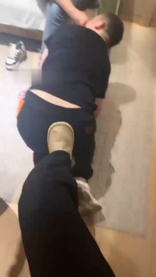 图片[4]_【做你后妈】偷看闺蜜玩狗奴【中下合集】_绳艺资料库