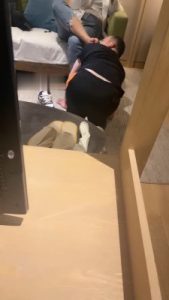 【做你后妈】偷看闺蜜玩狗奴【中下合集】_绳艺资料库