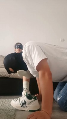 图片[3]_【露可】转胯/骑马骑脖子/舔脚【双视角版】_绳艺资料库视频资源下载