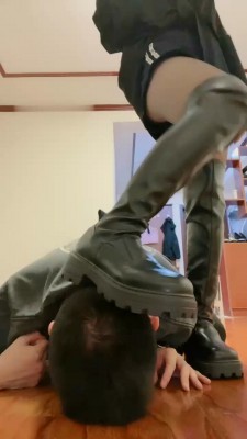 图片[6]_【悦主大大】踩狗头/舔长靴黑丝/喝圣水_绳艺资料库视频资源下载