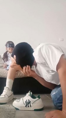 图片[4]_【露可】转胯/骑马骑脖子/舔脚【双视角版】_绳艺资料库视频资源下载