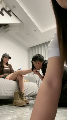 图片[7]_【猫咪大大】双S-带素人入圈-舔脏鞋/揪耳朵踩狗头【双视角版】_绳艺套路直播视频资源网