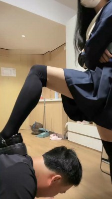 图片[10]_【莉宝儿】学生S强制暴打刑奴_绳艺资料库视频资源下载