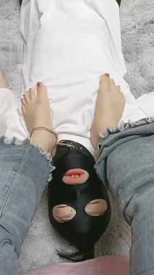 图片[6]_【欣欣子】双S-臭脚踩踏碾压/藤条抽【完整版】_绳艺资料库