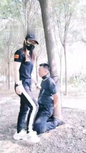 【郡主大人】户外-强行捆绑袜子塞嘴鞭打【双视角版】_绳艺资料库