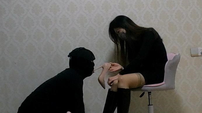 图片[5]_【苏州婉儿】残暴婉儿耳光不断全体重长靴细高跟踩踏丝足踩当_绳艺套路直播视频资源网