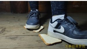 【大美】8分钟不间断语言羞辱强迫喂食圈养狗_绳艺套路直播视频资源网
