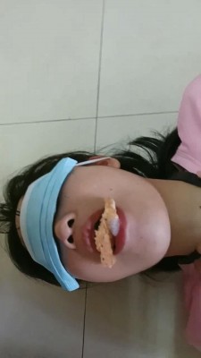 图片[11]_【爱可呀】学姐寝室伺候-胯下辱/舔鞋底/舌头洗脚/吃浓痰面包_绳艺资料库