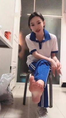 图片[8]_【热血女神】双校园女流氓第一视角POV强制闻臭鞋舔脚蹂躏_绳艺资料库视频资源下载