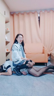 图片[5]_【依然】狂抽耳光/转胯藤条抽/长靴全体重踩踏【完整版】_绳艺套路直播视频资源网