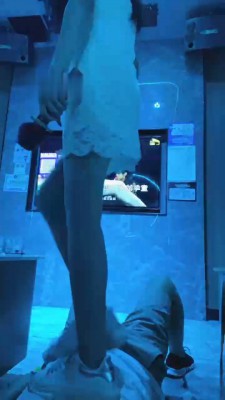 图片[7]_【陈甜女帝】KTV踩踏专场_绳艺资料库视频资源下载