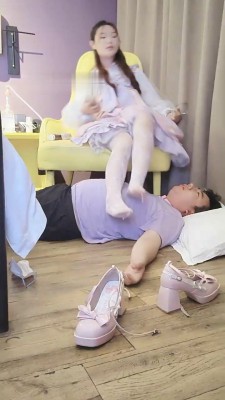 【橙s】洛丽塔S白丝玩贱奴【上】_绳艺套路直播视频资源网