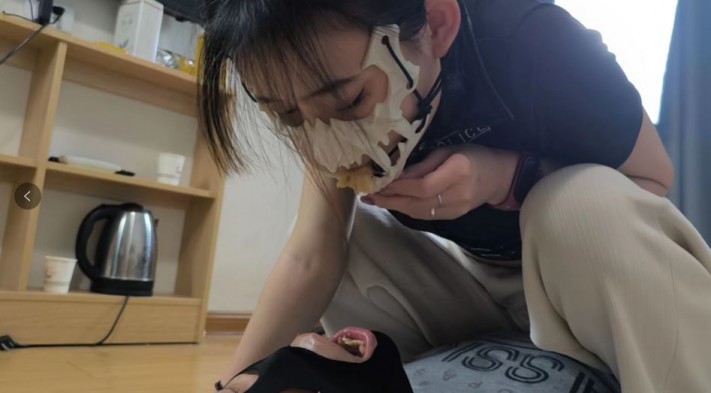 图片[2]_【女神学院·诗琪】口水喂食_绳艺套路直播视频资源网