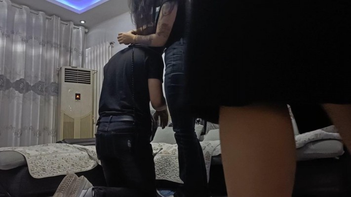 尤尤子女王的恋足场_绳艺资料库