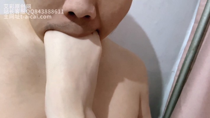 图片[3]_【鹿宝儿原创】玉足踩玩虐乳 舔脚恋足伺候_绳艺套路直播视频资源网