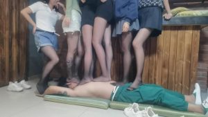 黑丝6人群踏肉坦【精品】_绳艺资料库