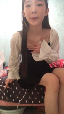 图片[14]_18岁初三绝美女学生s美脚第一视角粗口羞辱_绳艺套路直播视频资源网