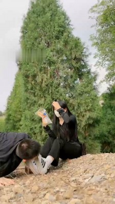 图片[8]_【悦主大大】户外贝壳头踩踏喂食_绳艺套路直播视频资源网