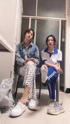 图片[5]_【热血女神】双校园女流氓第一视角POV强制闻臭鞋舔脚蹂躏_绳艺资料库视频资源下载