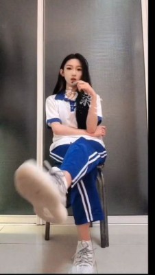 图片[8]_【LAPAPA】初柒绝美学生S不良学生妹校服pov语言羞辱_绳艺套路直播视频资源网