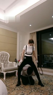 图片[4]_【多多】马术教练-骑马/重度鞭打/捆绑/揪耳朵/全体重踩踏_绳艺资料库视频资源下载