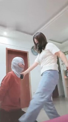 图片[2]_【嗯哼】深喉窒息/拖鞋耳光/吃圣水泡饼干_绳艺资料库视频资源下载