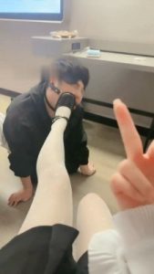【知世】口球塞嘴/镜前羞辱/皮鞋白丝虐._绳艺资料库