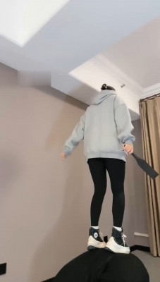 图片[7]_【潘妮女王】网瘾少年得用臭脚治疗_绳艺资料库视频资源下载