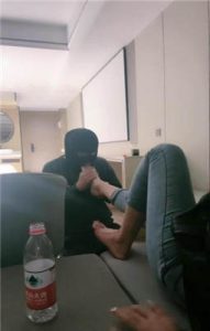 【绝美兔女王】跪舔裸足/转胯骑马/高跟踩踏_绳艺资料库视频资源下载