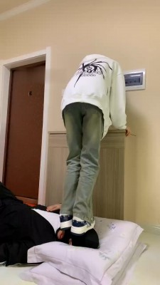 图片[4]_【精神小妹】6S学生主-重度全体重踩/踢踹_绳艺资料库视频资源下载