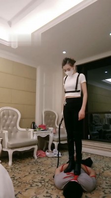 图片[3]_【多多】马术教练-骑马/重度鞭打/捆绑/揪耳朵/全体重踩踏_绳艺资料库视频资源下载