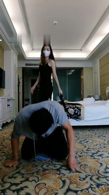 图片[6]_【多多】高跟踩狗爪/踩狗脸/鞭打_绳艺资料库视频资源下载