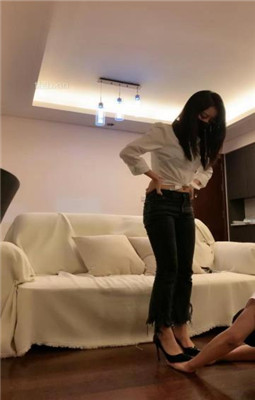 图片[2]_【宝爷】裸足深喉/高跟虐乳/舔脏鞋_绳艺套路直播视频资源网