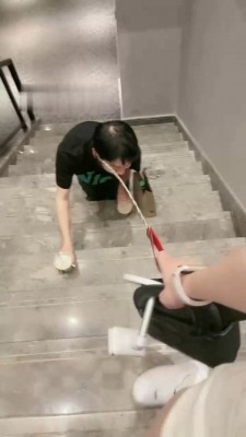 【樱桃大大】户外偶遇粉丝白鞋虐_绳艺套路直播视频资源网