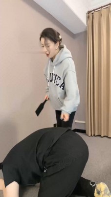 图片[3]_【潘妮女王】网瘾少年得用臭脚治疗_绳艺资料库视频资源下载