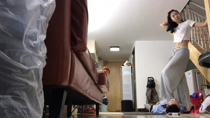 图片[11]_仰视小鱼女神高跟踩贱狗脖子_绳艺资料库视频资源下载