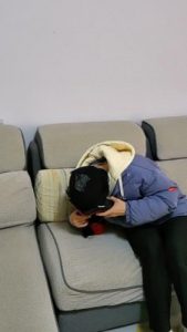 小婉大人 妹妹惩罚皮鞋踩踏甜鞋底踢裆_绳艺资料库