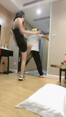 图片[8]_【陈甜女帝】重度连环提档/船袜脚踩踏_绳艺套路直播视频资源网