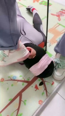 图片[7]_【蜜糖情侣】绿帽家奴圈养犬化_绳艺资料库视频资源下载