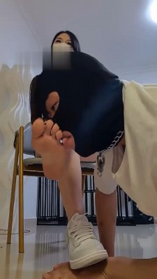 图片[3]_【甜心教主】狗链遛狗/舔脏鞋/闻超脏白棉袜_绳艺套路直播视频资源网