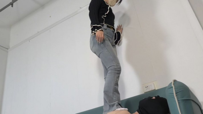 图片[10]_【女神学院·稚主KK】棉袜踩踏踢裆_绳艺资料库视频资源下载