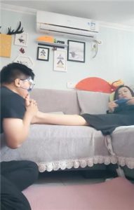 【咩祖】裸足恋足舔/jio喂食_绳艺资料库视频资源下载