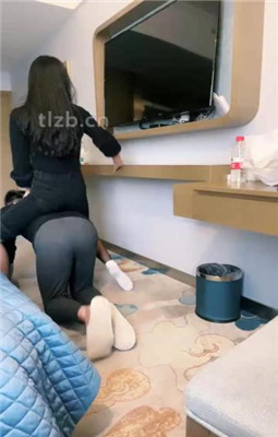 图片[7]_【绝美兔女王】小白鞋白袜配黑丝虐贱奴_绳艺套路直播视频资源网
