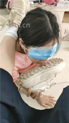 图片[5]_【爱可呀】学姐舌头清洗各种鞋/脚喂食踩舌【完整版】_绳艺资料库