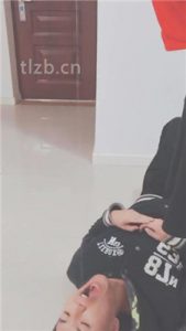 【美容院S】当脚垫/舔脏鞋/臭脚踩脸_绳艺套路直播视频资源网