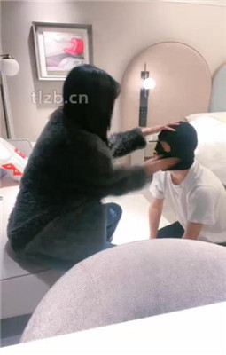 【绝美兔女王】跪舔长靴白袜裸足_绳艺资料库视频资源下载