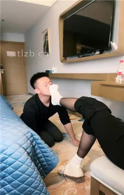 图片[8]_【绝美兔女王】小白鞋白袜配黑丝虐贱奴_绳艺套路直播视频资源网